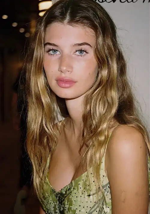 Sienna Raine Schmidt