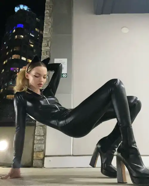 Dove Cameron