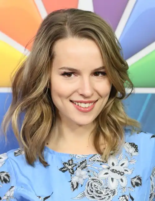 Love her dimples!!