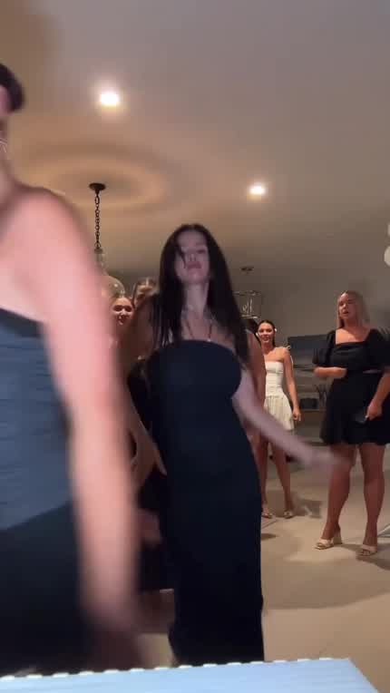 Selena walk via TikTok July 2023