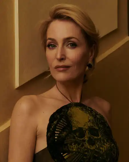 Gillian Anderson, 55