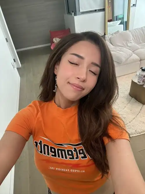Plz feed me mommy poki. I even like the deepfakes