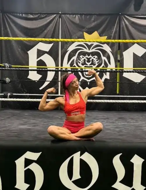Mercedes looking jacked training for in ring return.