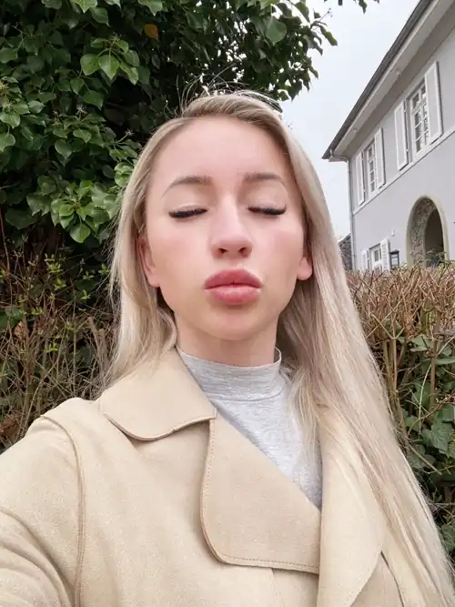 Does my blonde mane make you weak?