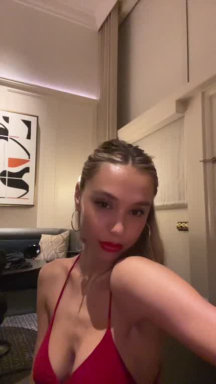 feeling like a mermaid | TikTok November 2023