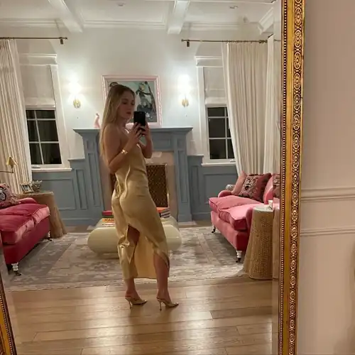 “From the archives” mirror selfie 7/10/2023