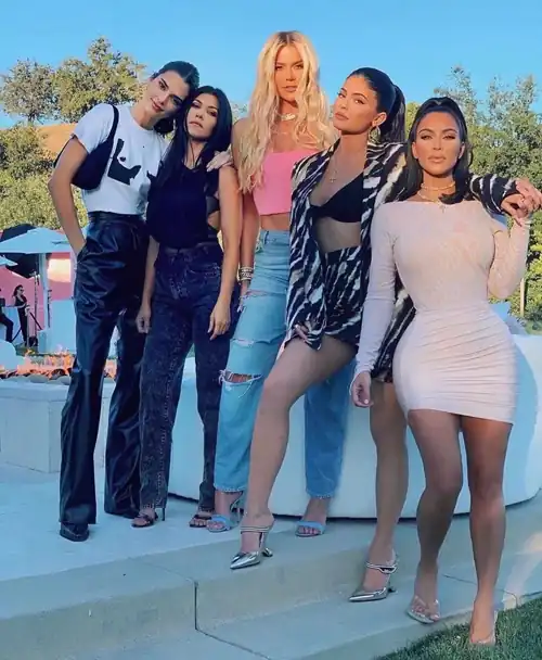 Would love to talk about the Kardashians/Jenners and their impact on BNWO. How they have influenced so many and how they are all built for BBC. Would love to talk to other betas how we can better respect them and appreciate them. Looking for serious conversations.