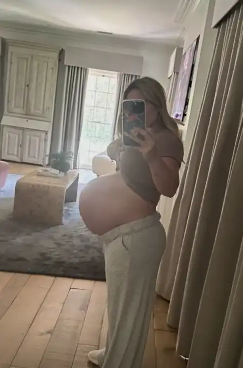 Hilary duff pregnant