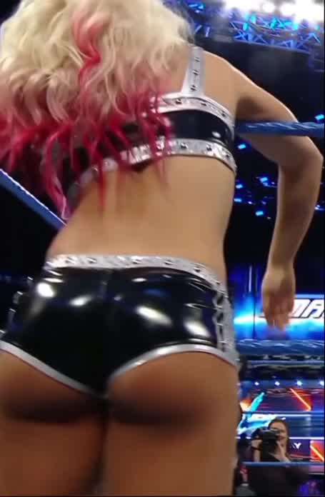 Alexa during the Smackdown period (2016)