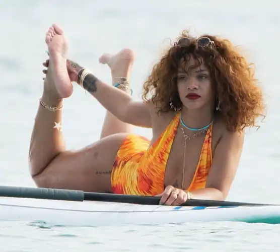 Rihanna's soles >>>