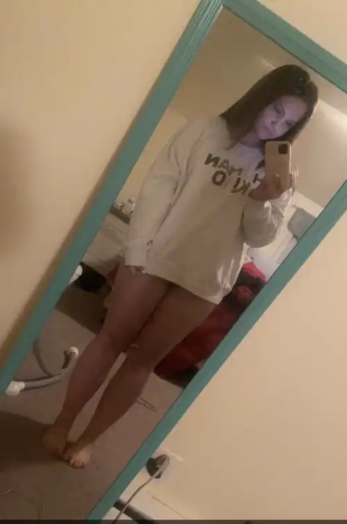 22f I have no idea how girls get thousands of likes on here. But ready for bed lol