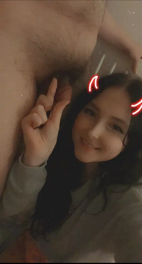 ⬆️ if you want me to do this to you 😚