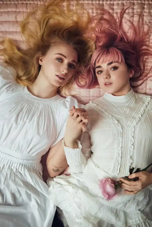 Sophie Turner and Maisie Williams need to be at the center of a full blown orgy. Fuck them both senseless and finish with them licking cum off each other.