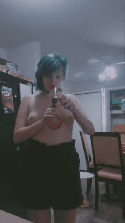 Love how the smoke [f]lows