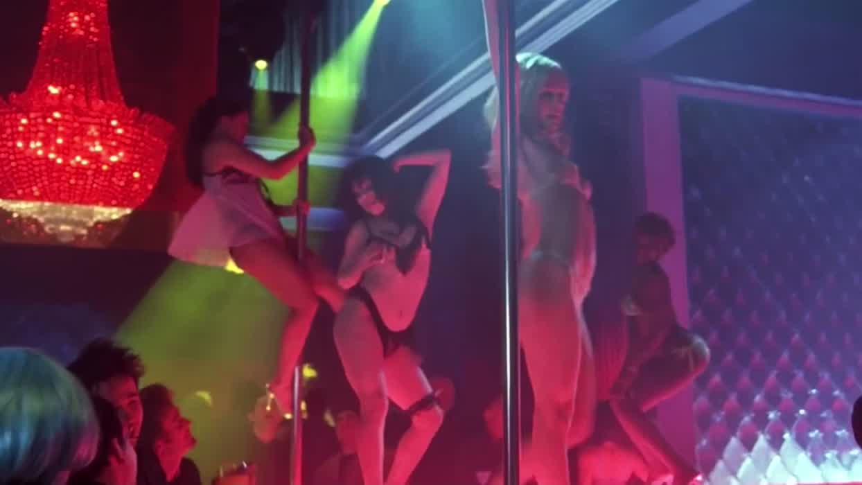 Scene from Closer