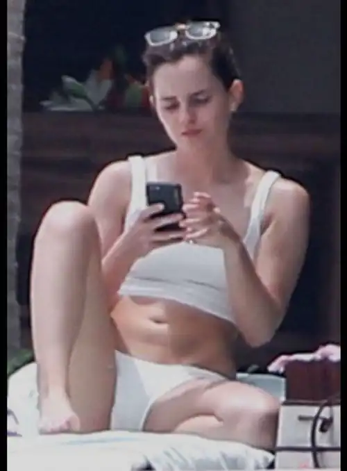 Emma showing us what we love to see