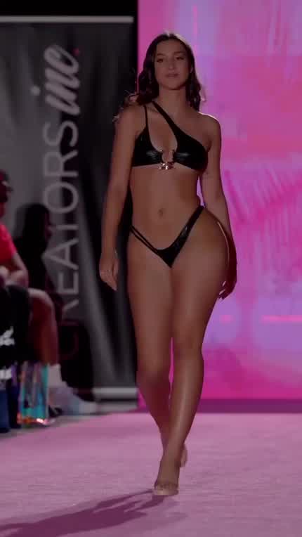 Mikaela Lafuente