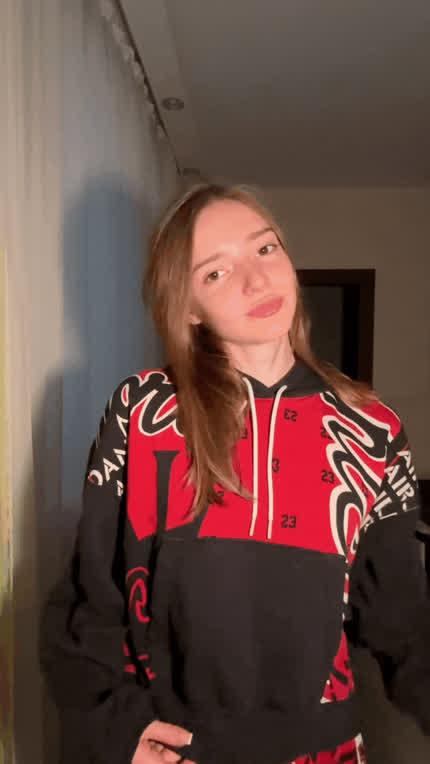 I think this sweater is unnecessary