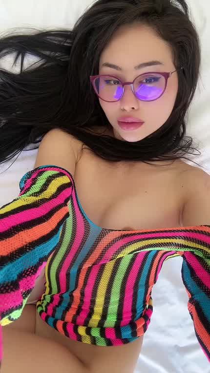 I am the asian candy you need to try.