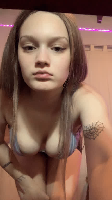 Just turned 18 and still a but shy about my body... do u think im cute