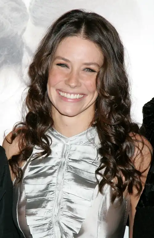 Evangeline Lilly Nip Slip at 'Et Apres Premiere