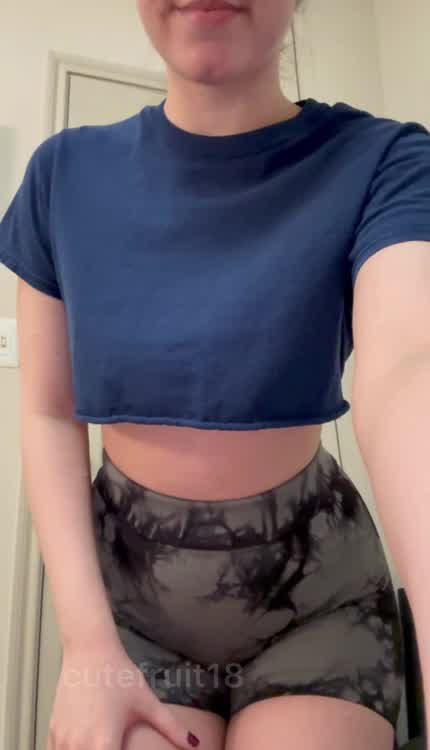 what the guys at the gym don't get to see 🤫 