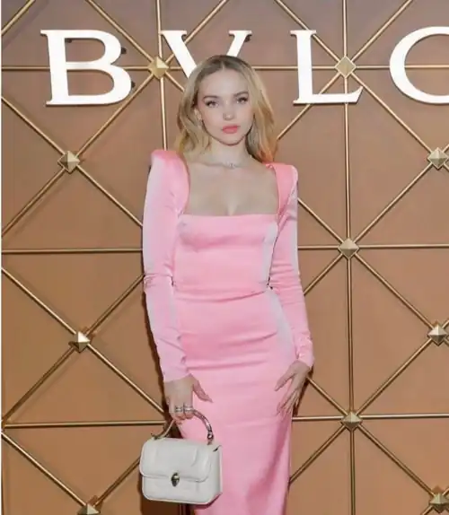 Dove cameron 