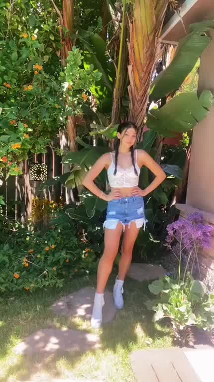Kira Kosarin