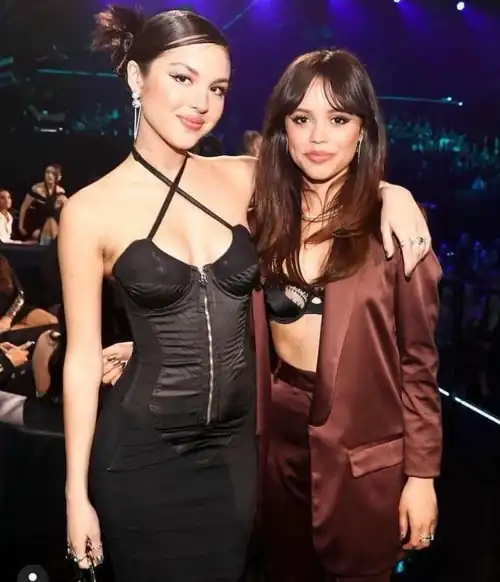 Olivia and Jenna Ortega 