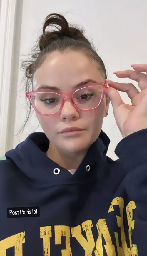 Selena selfie | IG September 2023