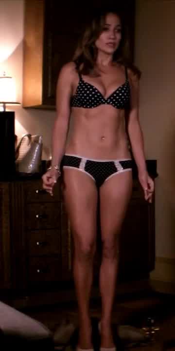 Jennifer underwear scene in Parker