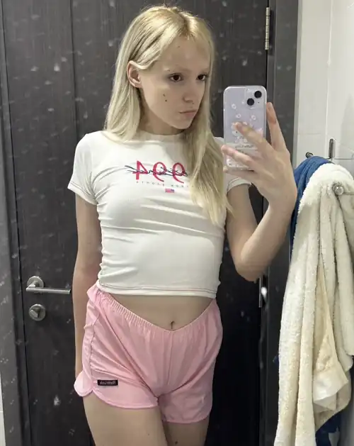 If you were my fuck buddy, what would our safeword be? 😋