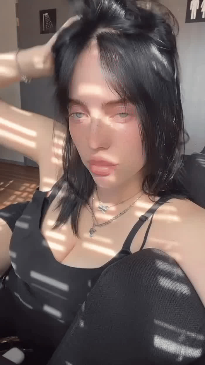 Billie Eilish - Beautiful