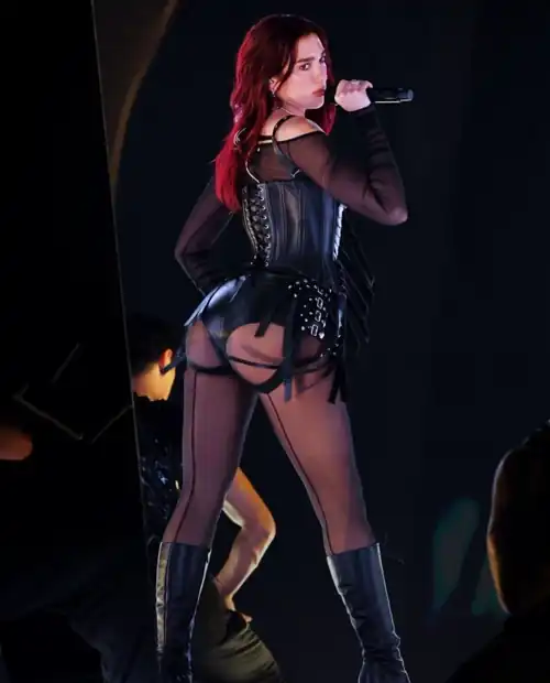 I need to use a bud’s smooth ass and breed him deep while looking at Dua Lipa