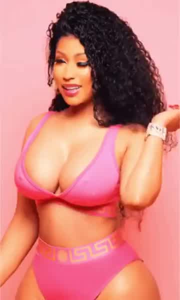 Nicki minaj posing in lingerie