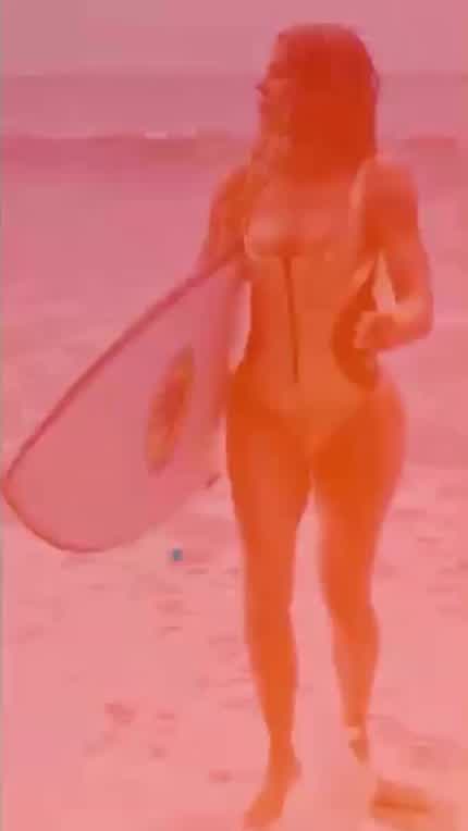 Good American Bimbo 🌊🍑🏖