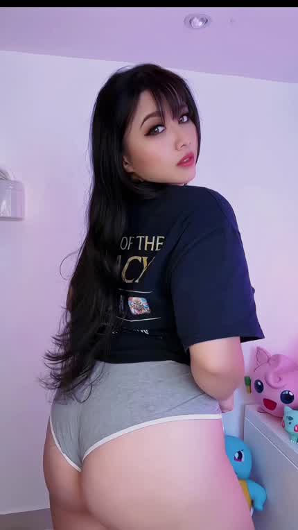 I know most of you like my boobs but what about my ass?