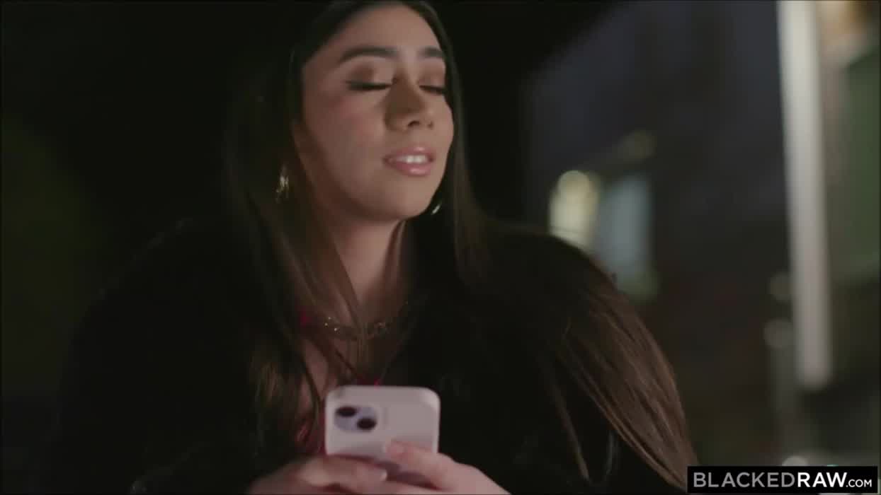 Violet Myers - All Yours Tonight