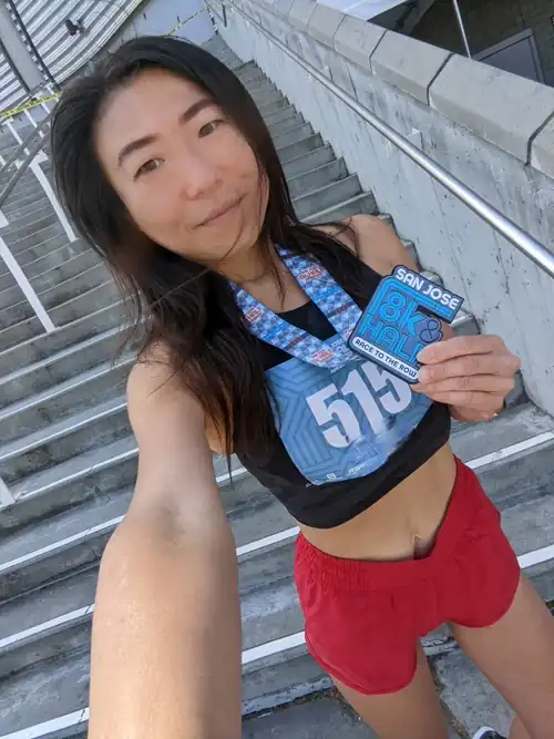 My 5'3" ass just finished a half marathon in 2:02...And I stayed under 10 mins each mile 😭😭😭