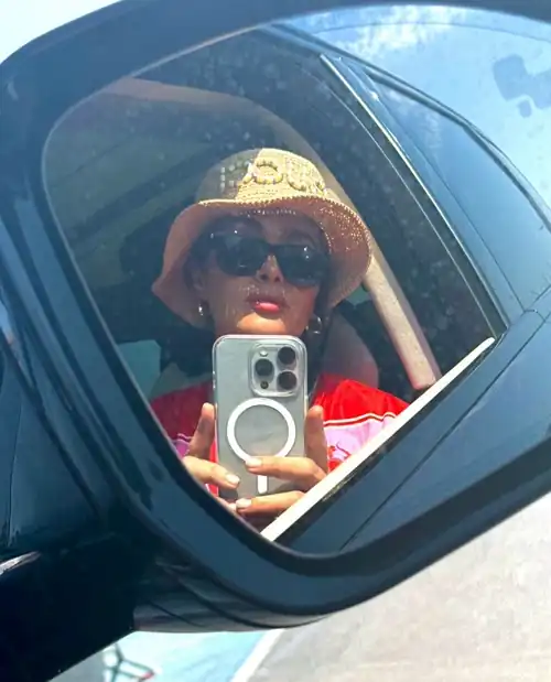 Side mirror selfie | IG 7/27/24