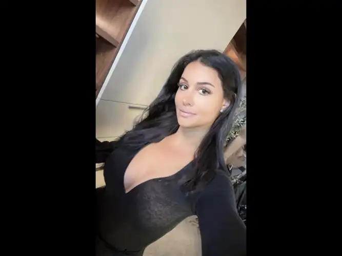 Love those boobies 