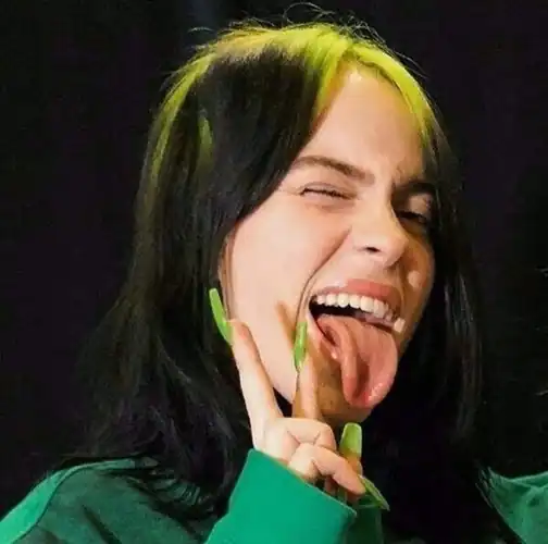 Green haired Billie tongue 👅