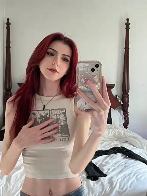 would you say long red hair is sexy