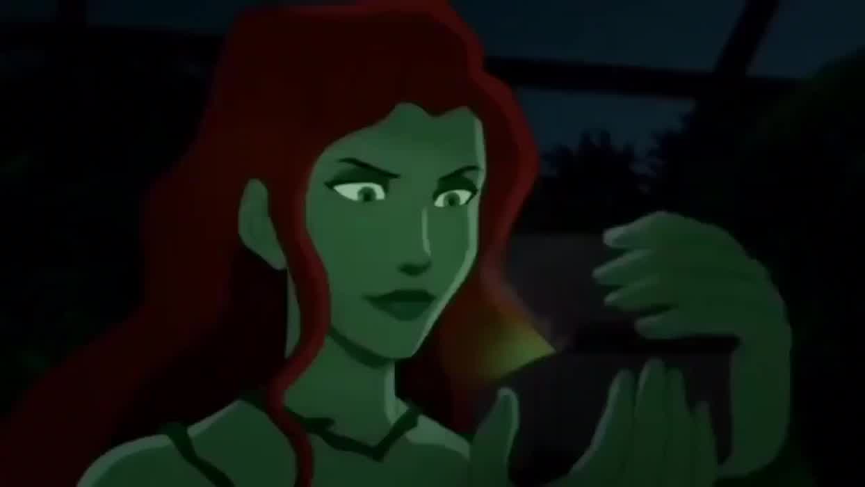 Sorry I haven't posted. Here's a vid of Peyton talking about Poison Ivy