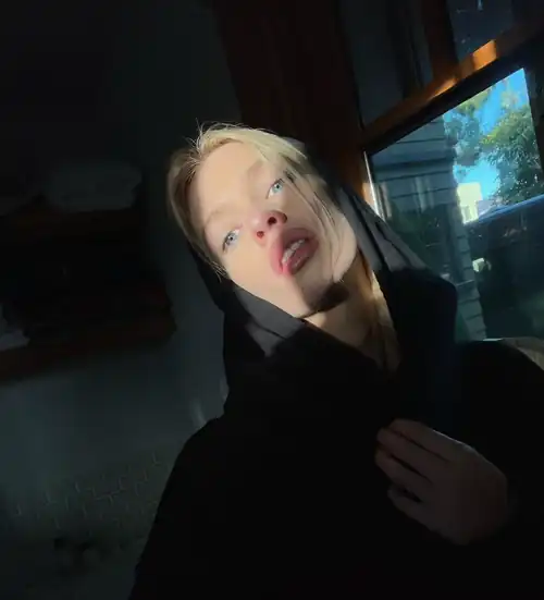 Beauty Shot - IG April 2023