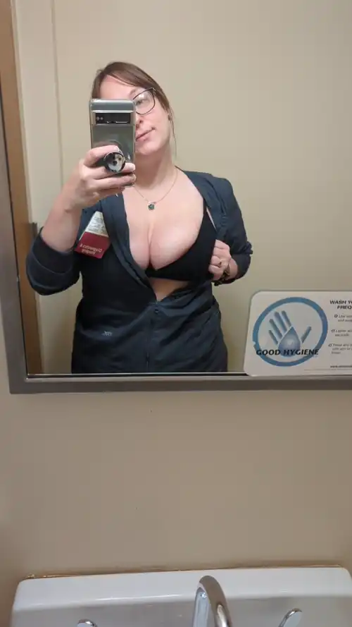 Work hump day 🤗