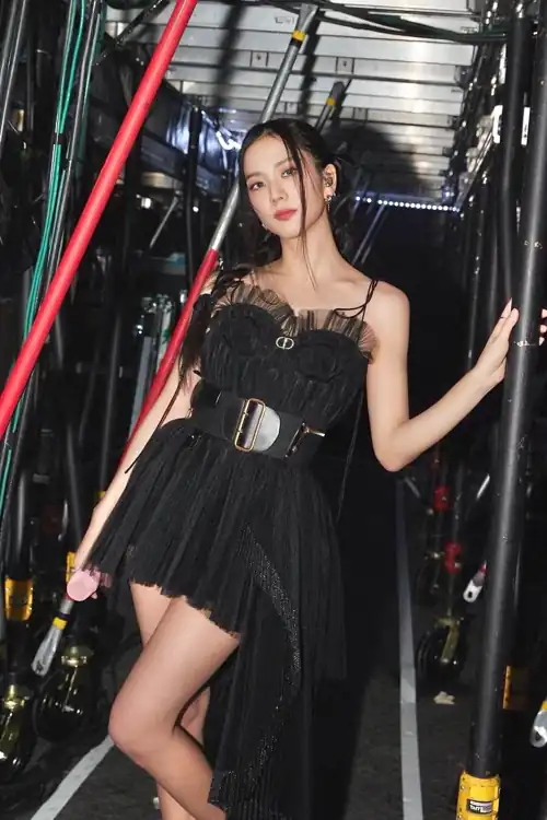 221211 Jisoo