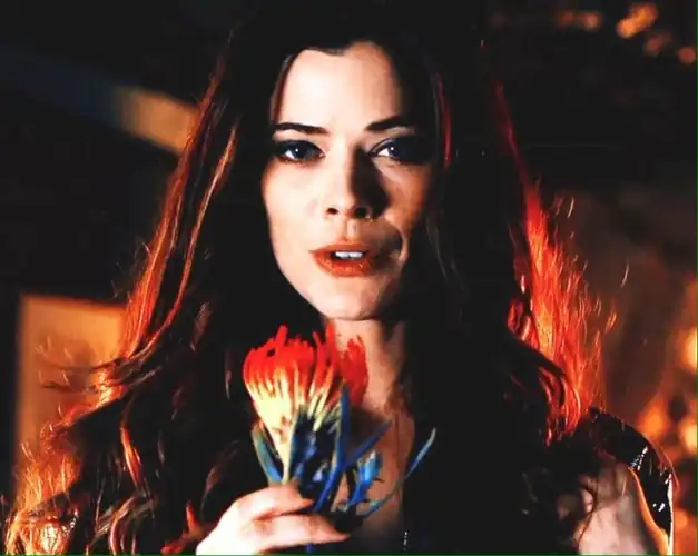Peyton List as Ivy Pepper "Poison Ivy"