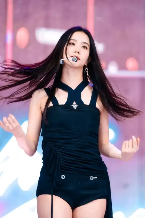 220925 Jisoo