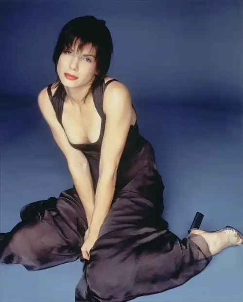 Sandra Bullock Photoshoot 90's